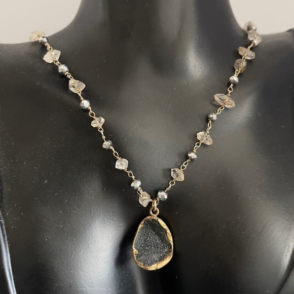 Jewelry - Cimber crystal purple black statement necklace